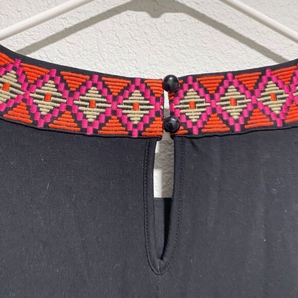 Catherines Women's Sleeveless Round Neck Embroidered A-Line Dress Black Plus 3X - Picture 8 of 9